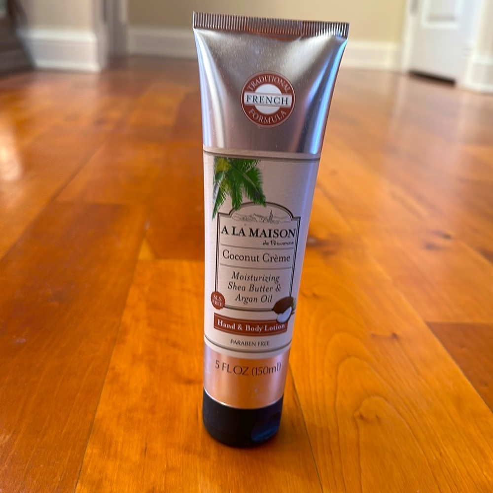 A La Maison Hand and Body Lotion